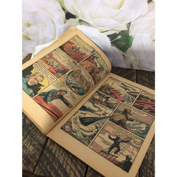 May 1949 Classics Illustrated Comic Book “20,000 League’s Under The Sea” - Picture 11 of 16